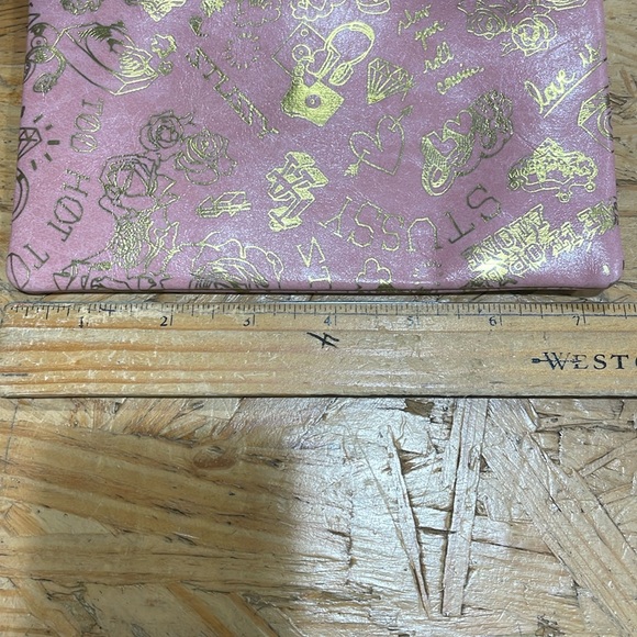 New without tags. Super cute pink small Stussy zipper bag with gold print. - Picture 4 of 5